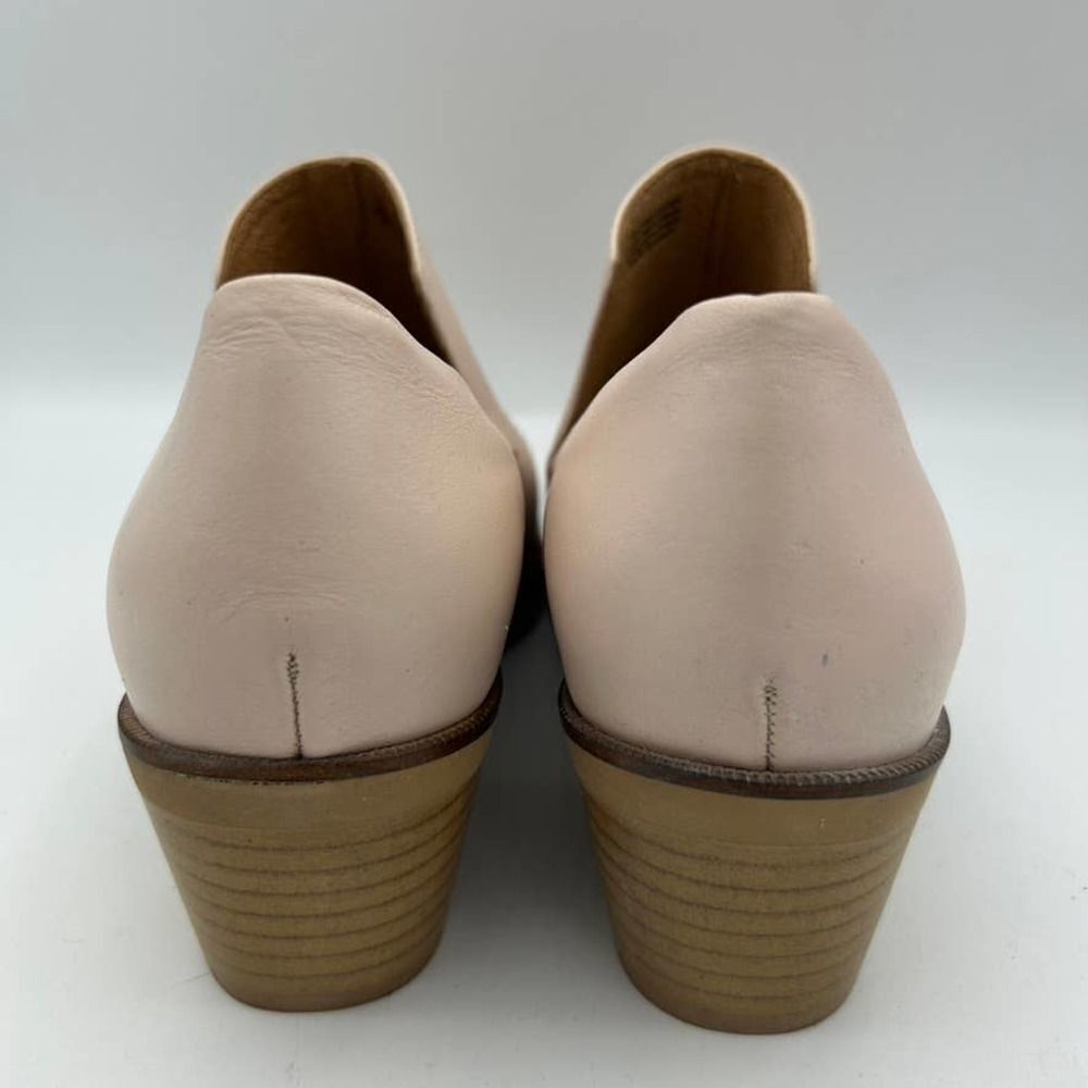 L'intervalle 37 Us Size 6.5 / 7 Slip-On Tan Blush Pink Boots 2 1/4" Heel Booties — image 6 of 8